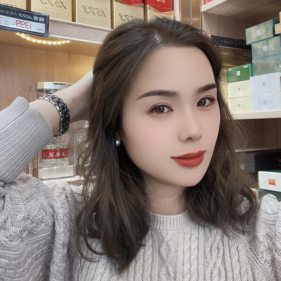 英子