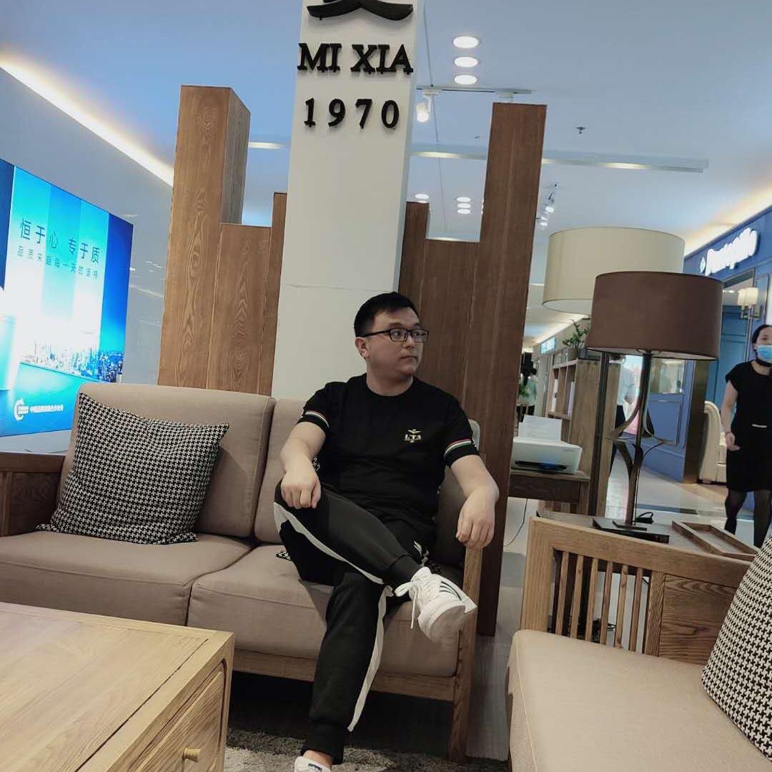 阿杜专注全屋定制工厂