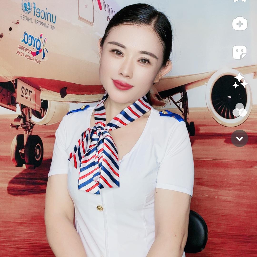 空姐华妹🎤