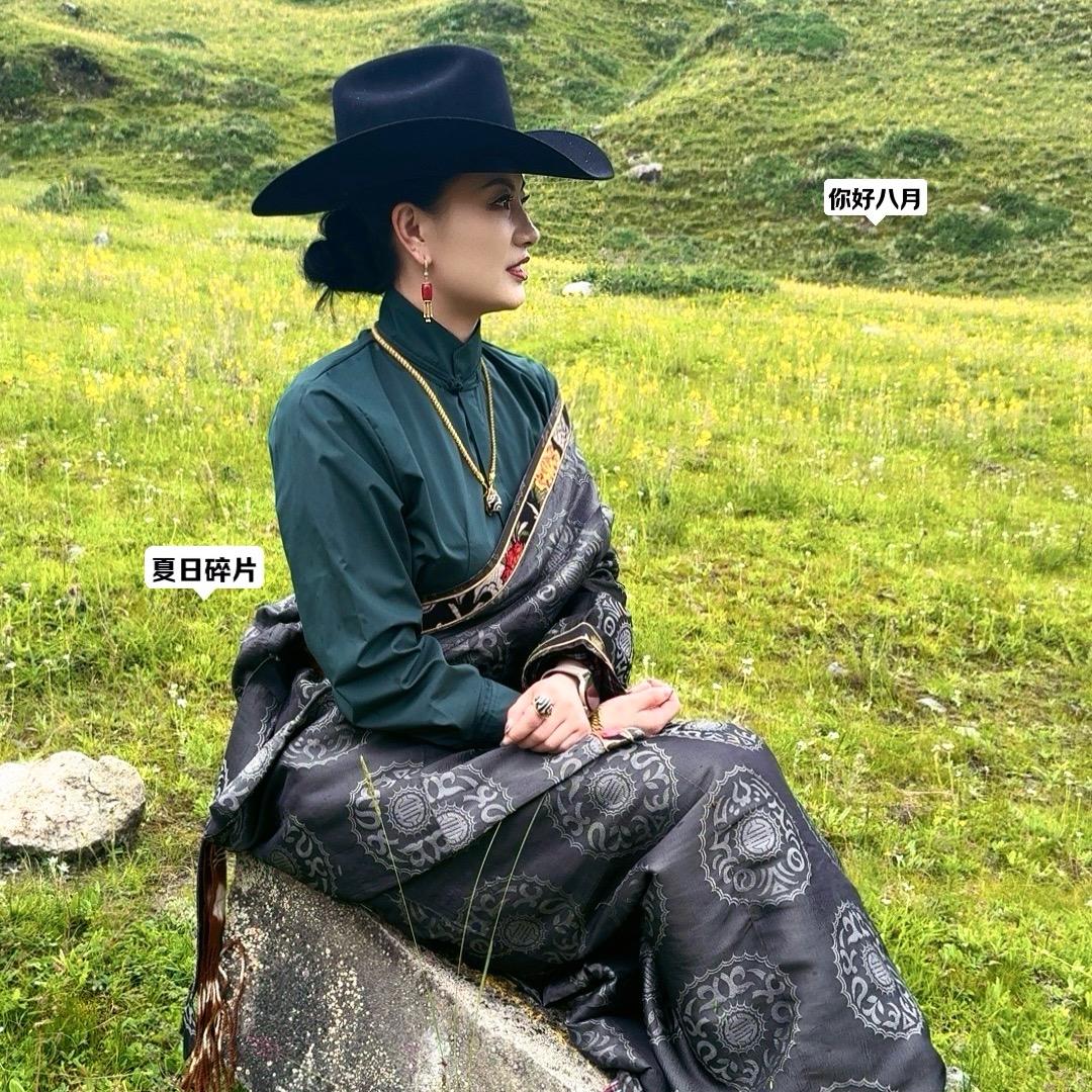 阿佳格桑
