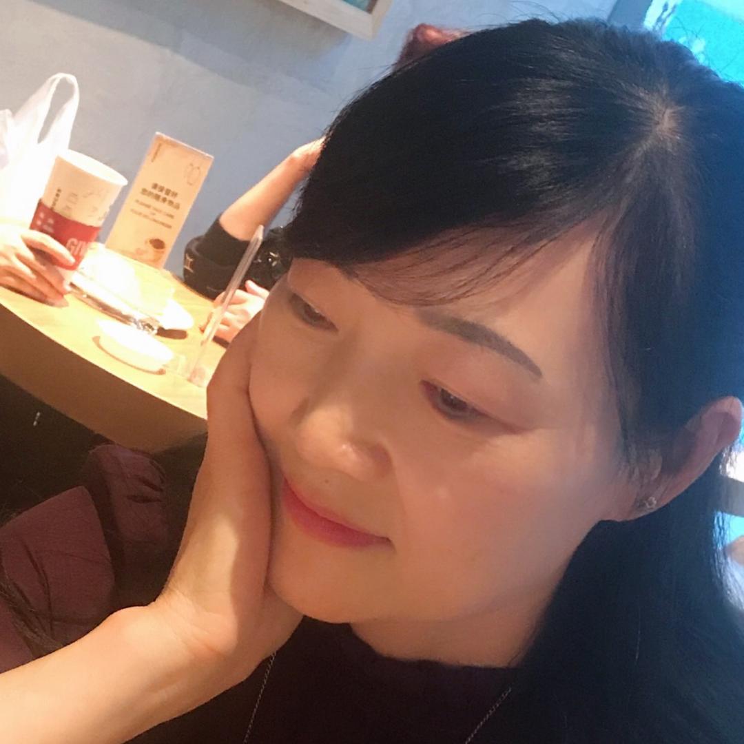胡芳
