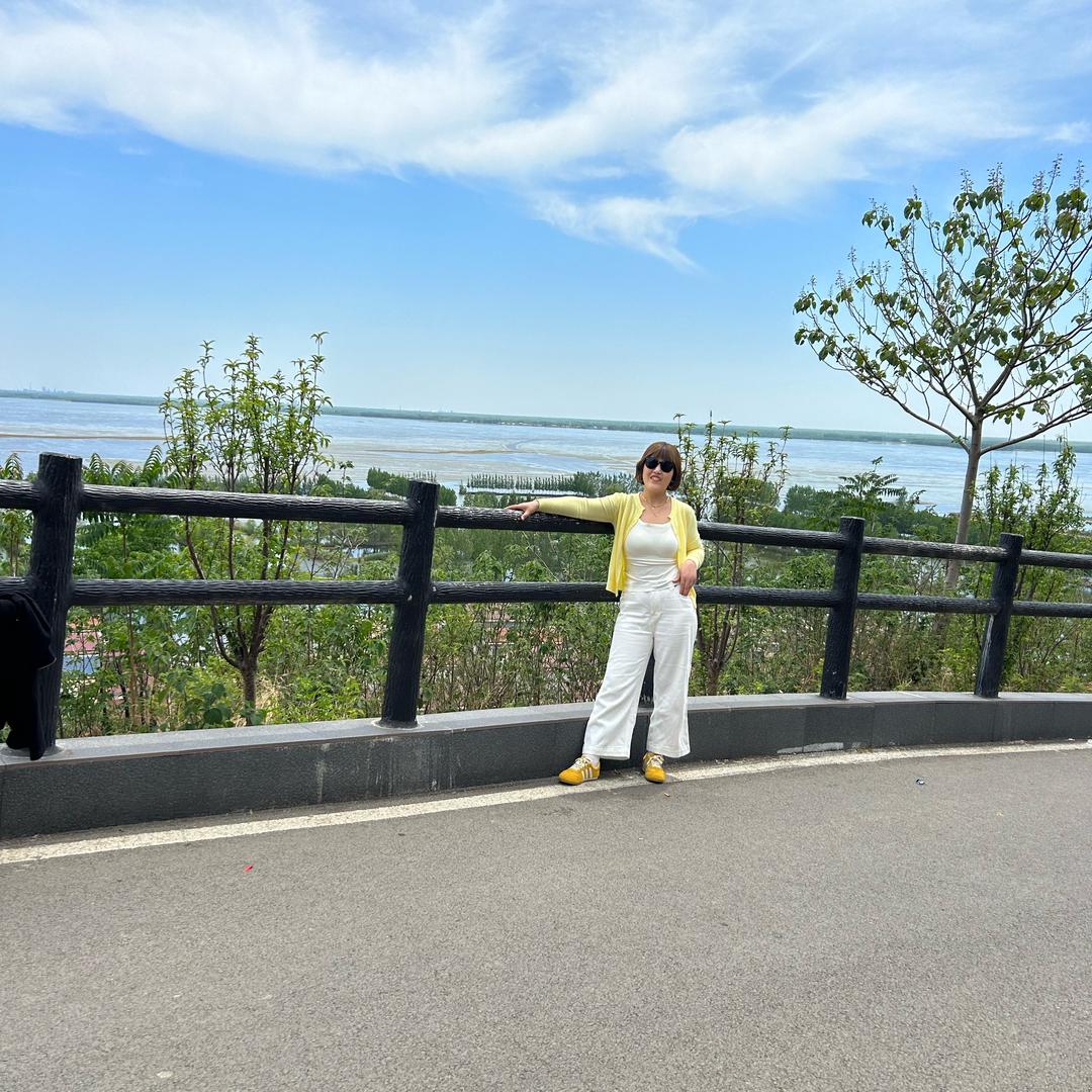 多妈在邹城贴砖（90后小夫妻）