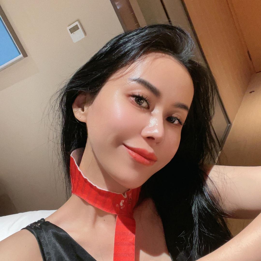 XC女装集合店