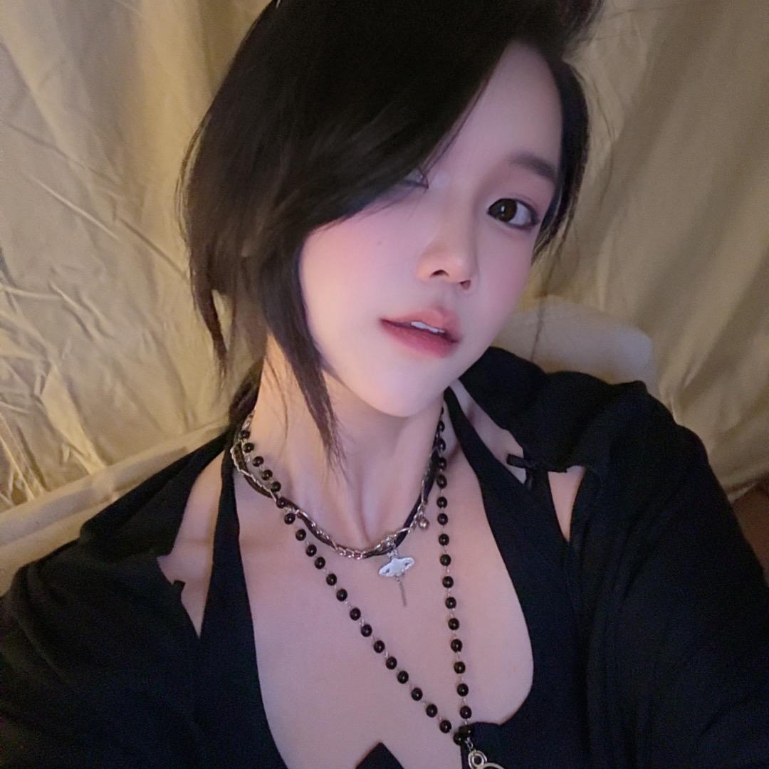 是叁叁呀