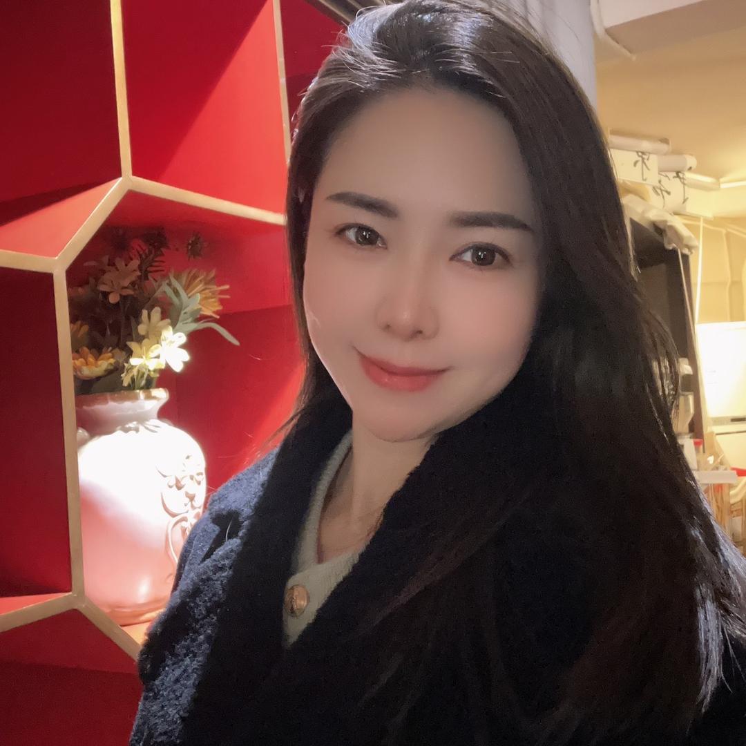宜昌沫姐柒月文化传媒
