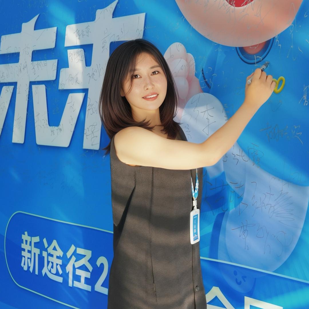 阳泉新途径校长—雨桐老师