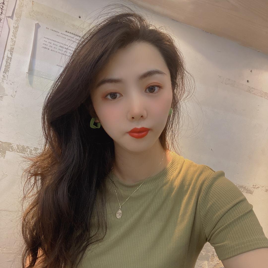 银基二楼衣尚家