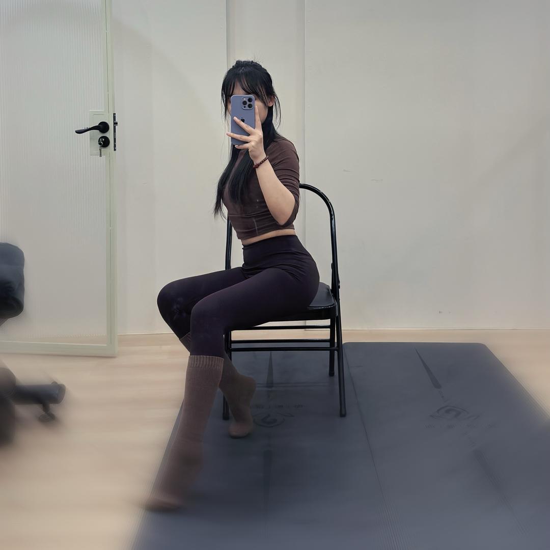 梵恩瑜伽｜芳芳