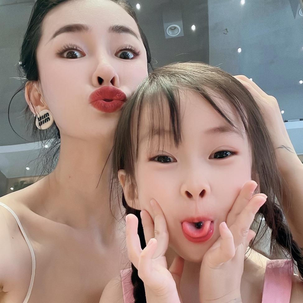 @小米粒妈妈亲子装❤️
