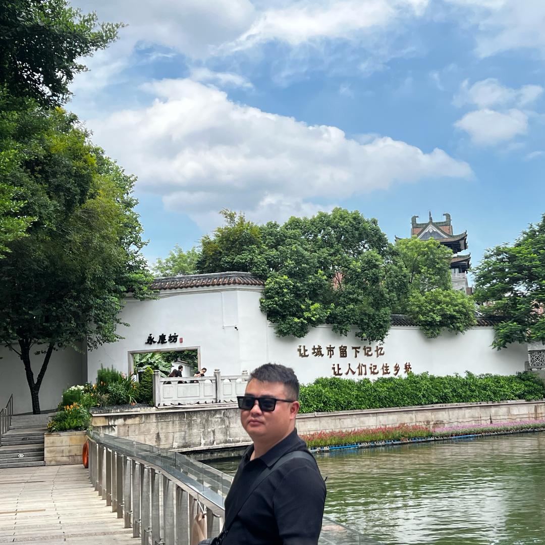 毅李黔行