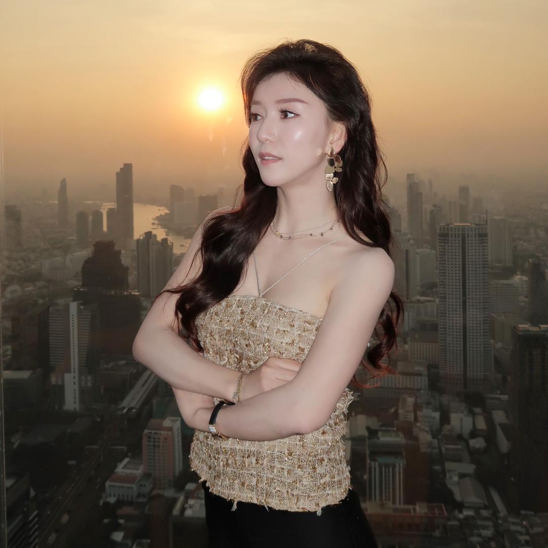 可爱的小查
