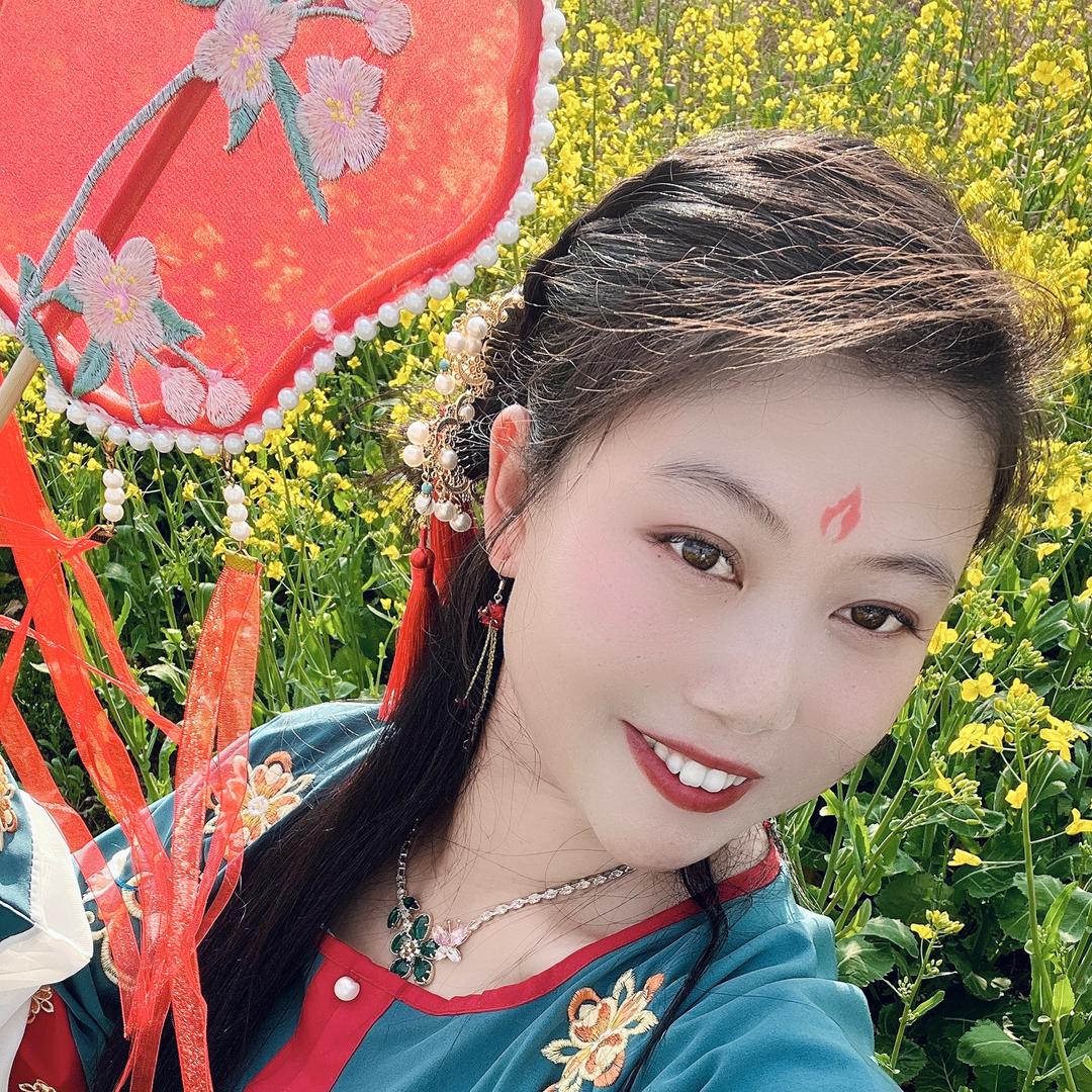 汉服门窗一姐美林