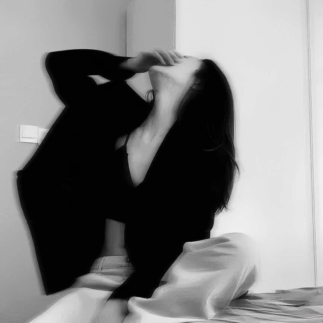 L 🌸