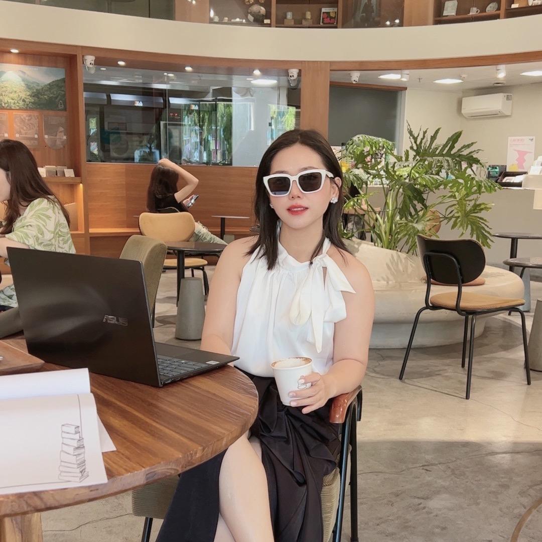 Ada-全球智能LED灯光设计