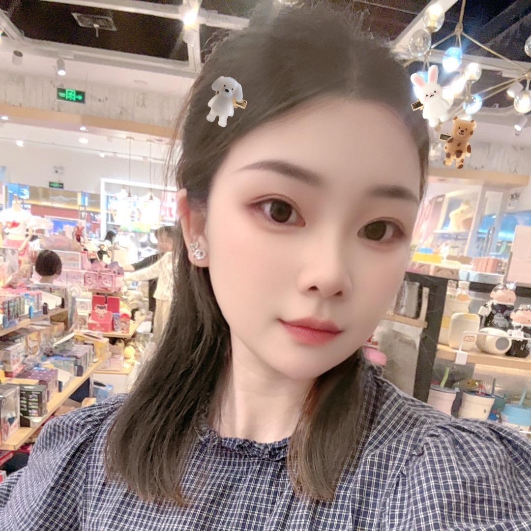 晶晶吖。