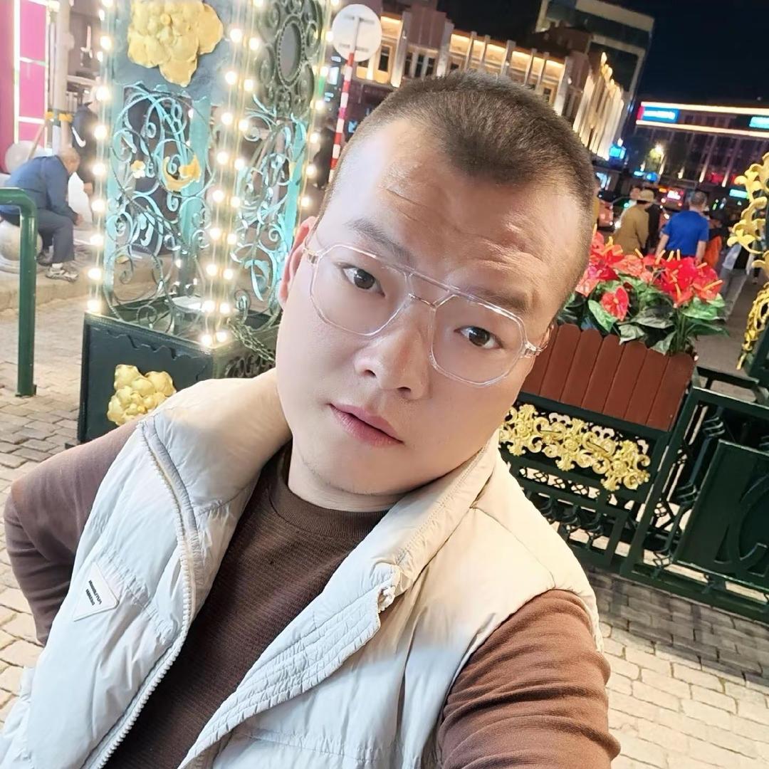 鹤立小二