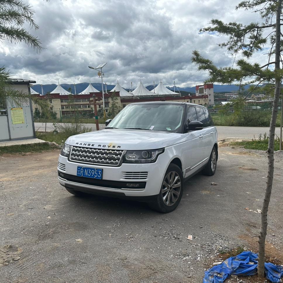 阿克顶巴演艺中心