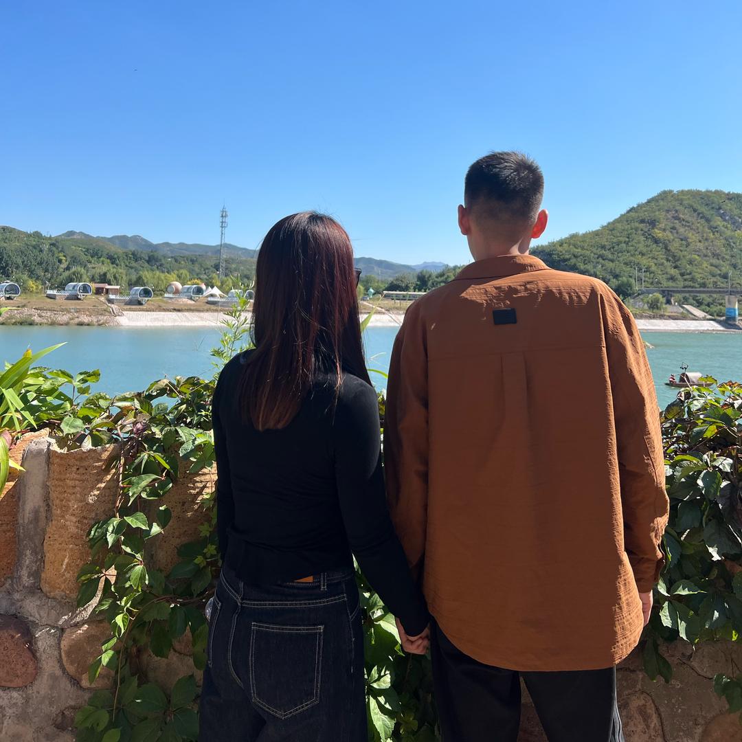 故事不及她半分.