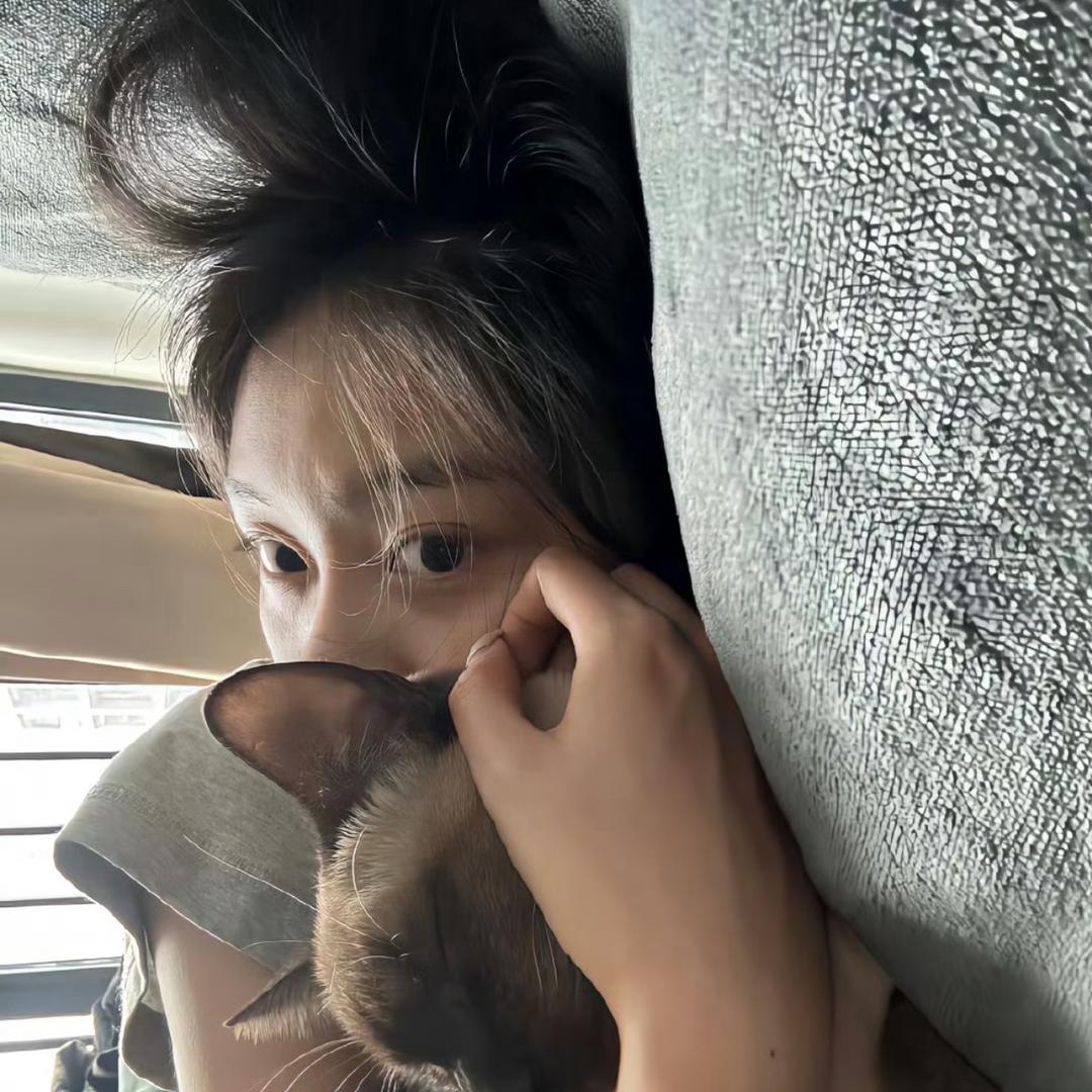 江柊.