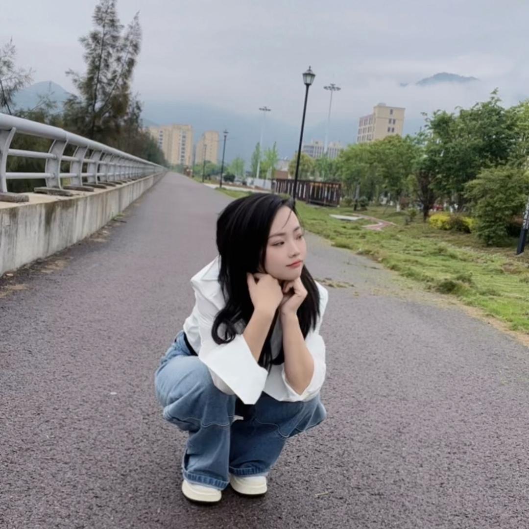 @妮妮