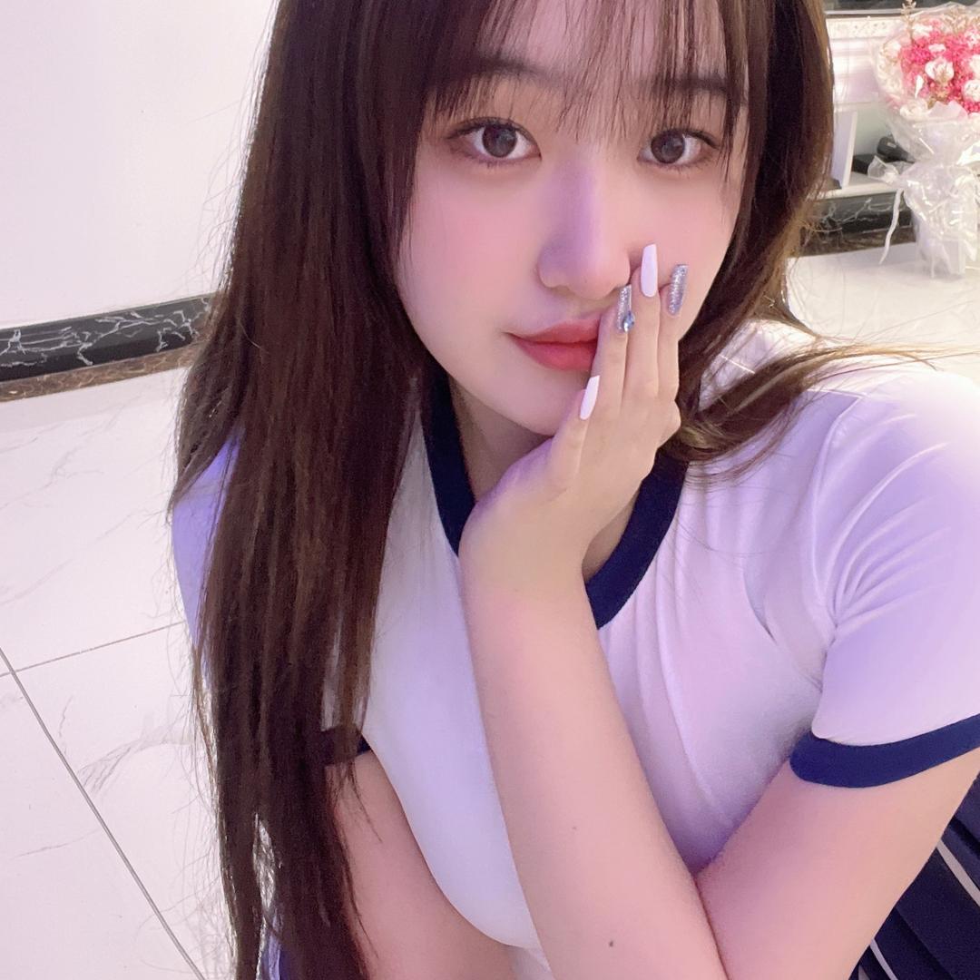 芊芊水蜜桃🍑