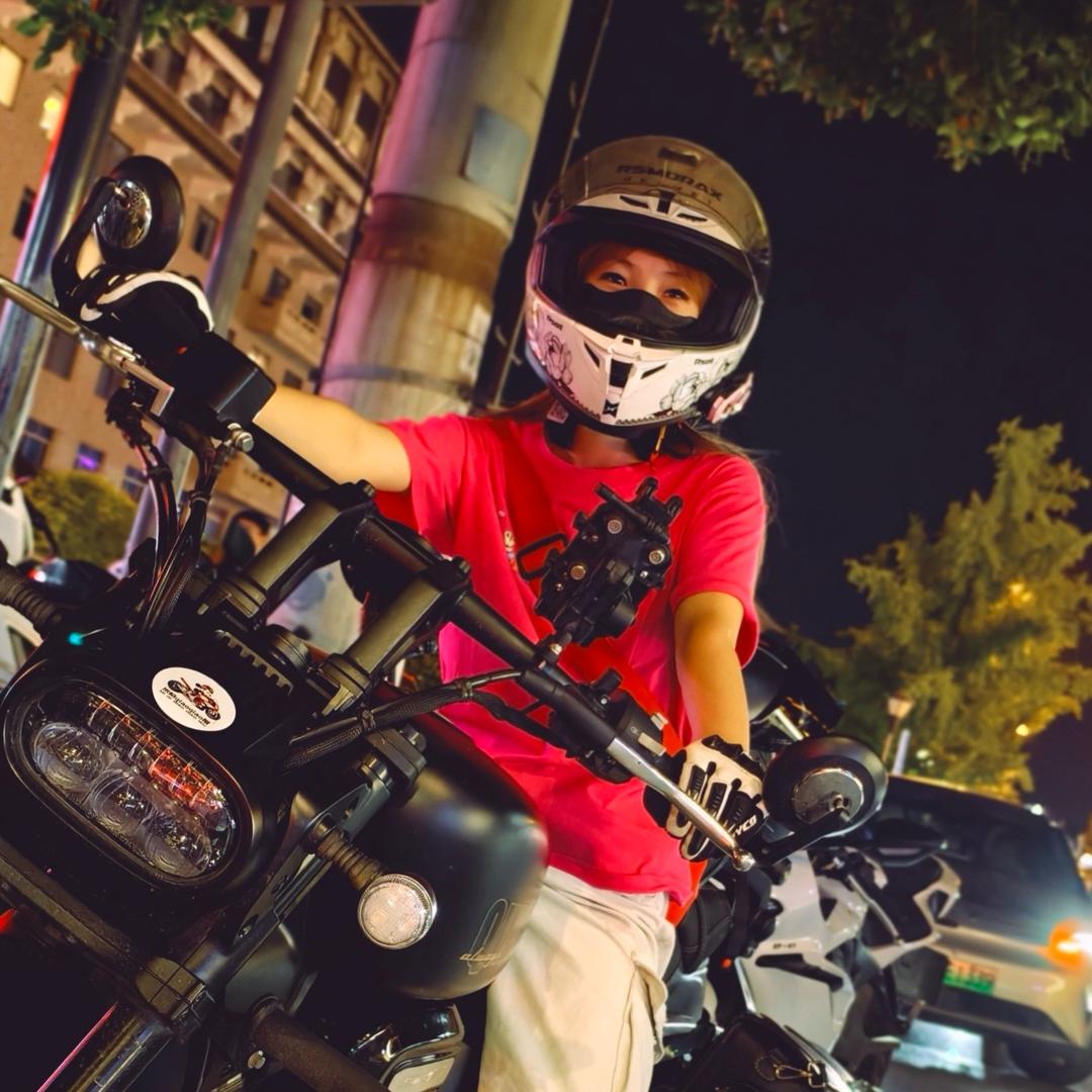 星期一餐厅皮皮