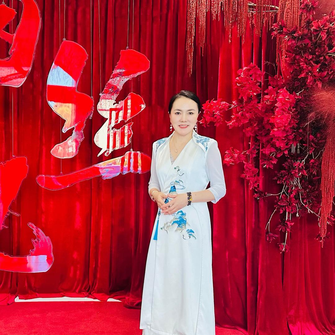 芊驿美业 首播筹备中