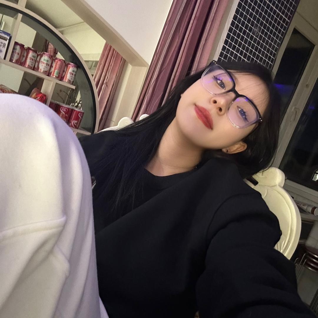 佳佳子