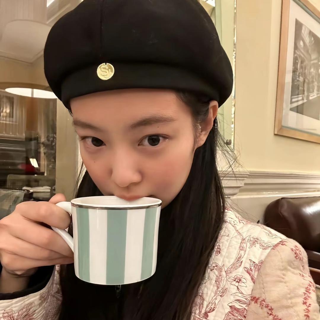 半只兔子^