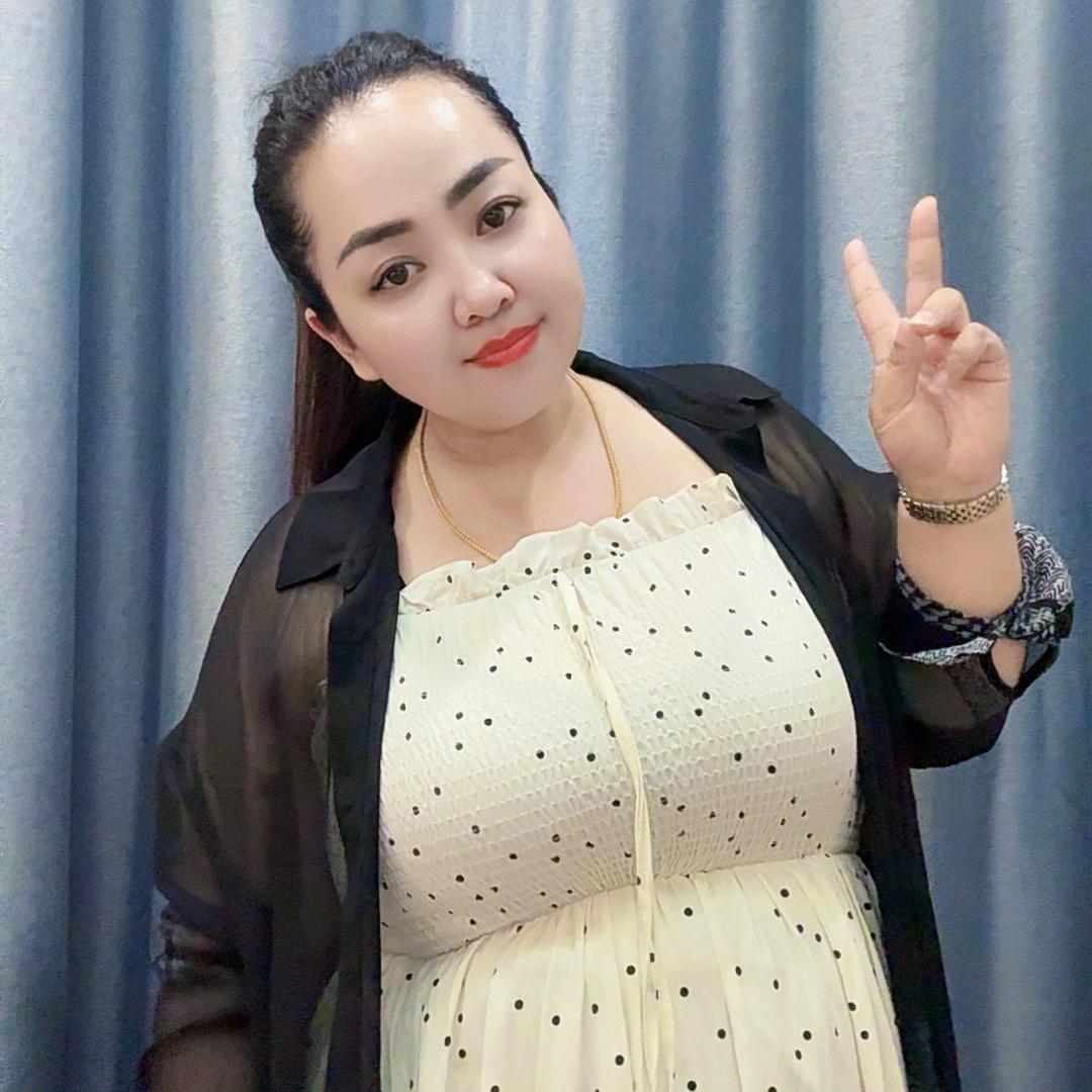 彼岸花，单身二十多年了。