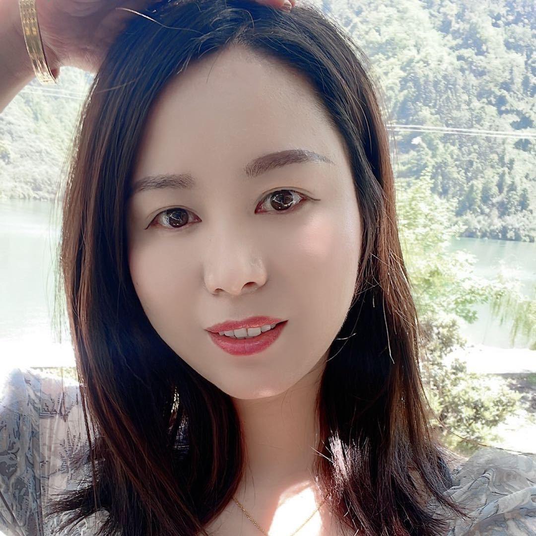 田妹，我家土特产在橱窗