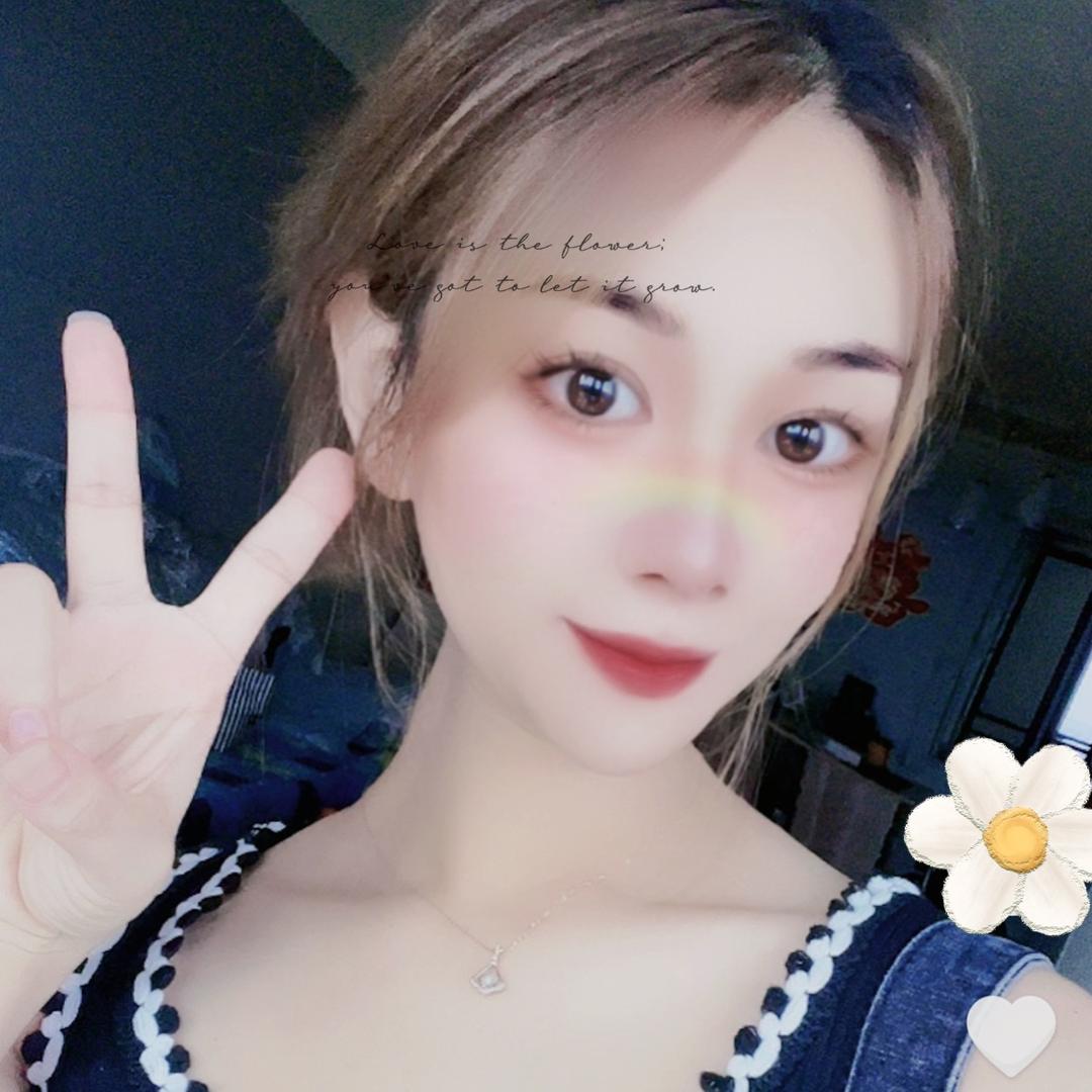 桃桃很爱吃