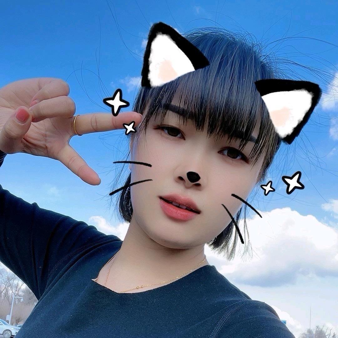小 周