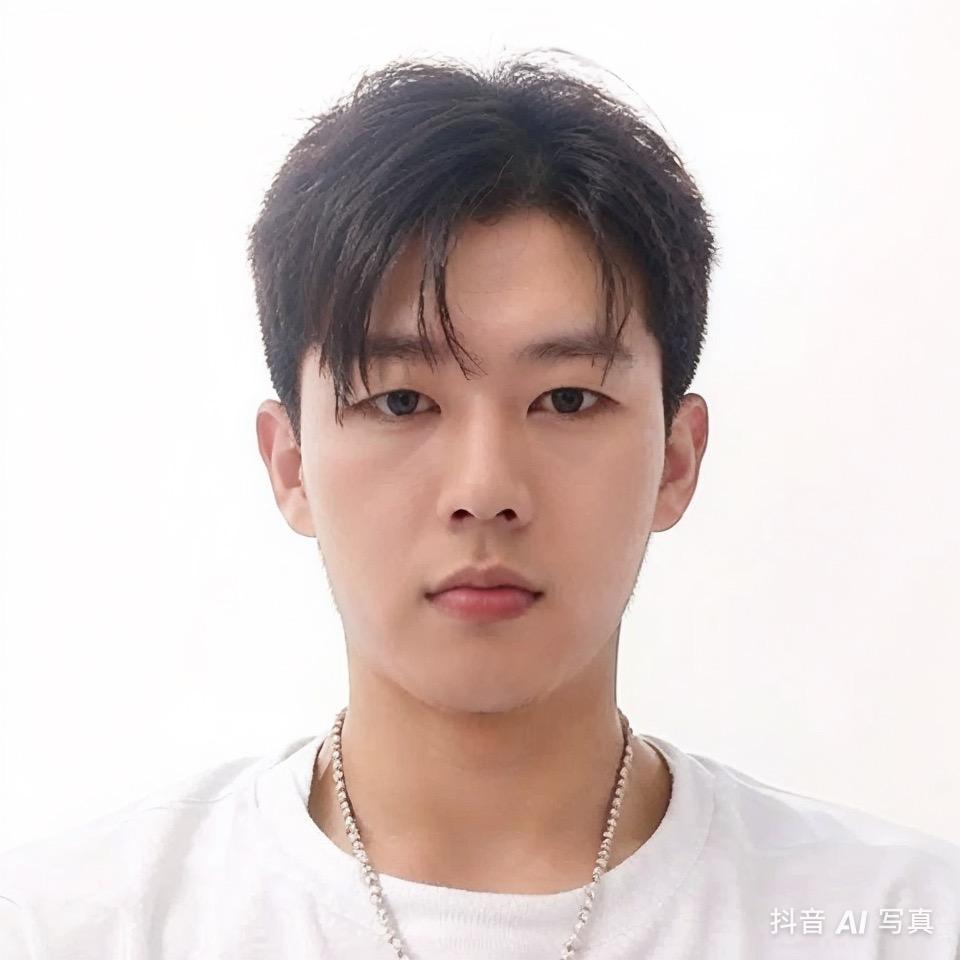 木昜young