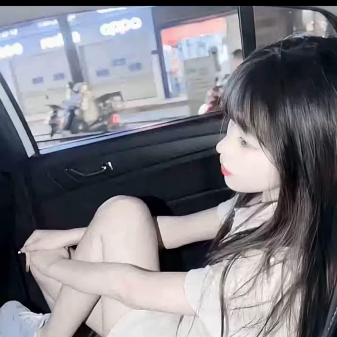 告别也是双手插兜