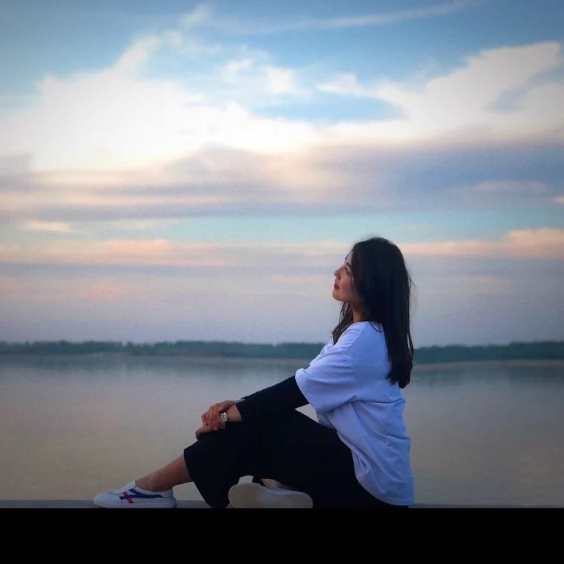 我叫大月月☘️