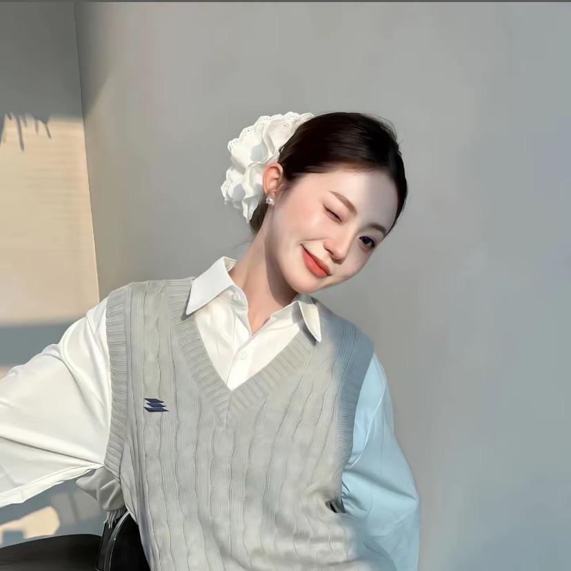 林琛.