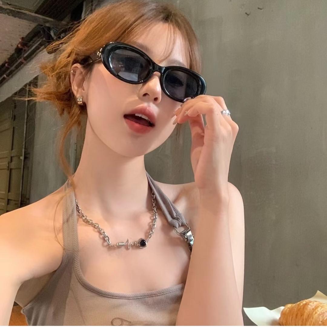 没事早点睡吧。