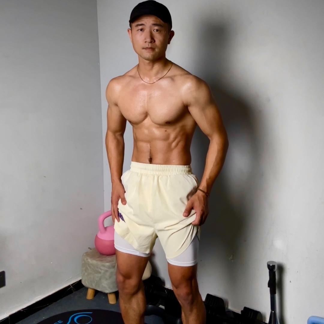 阿甘居家锻炼（滑盘筑肌直播号）