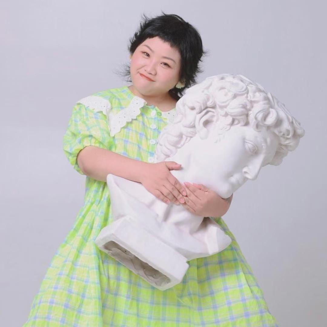 美妆神手大大(红哒哒)