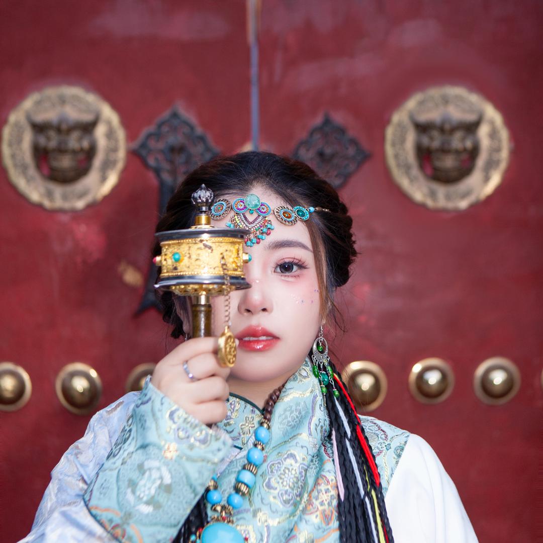 璐宝-（不要连赞谢谢）