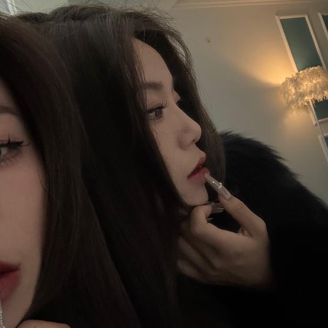 爱吃香菜ovo