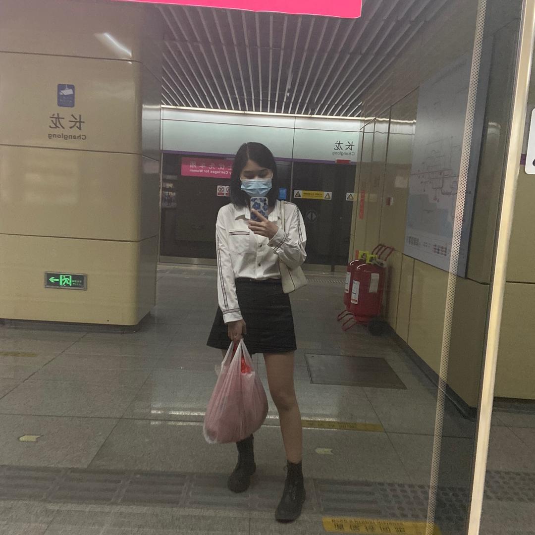 大口吃面🍜