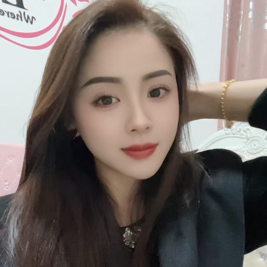 lc美国豆合伙人🌸美妆💄门窗建材小玉