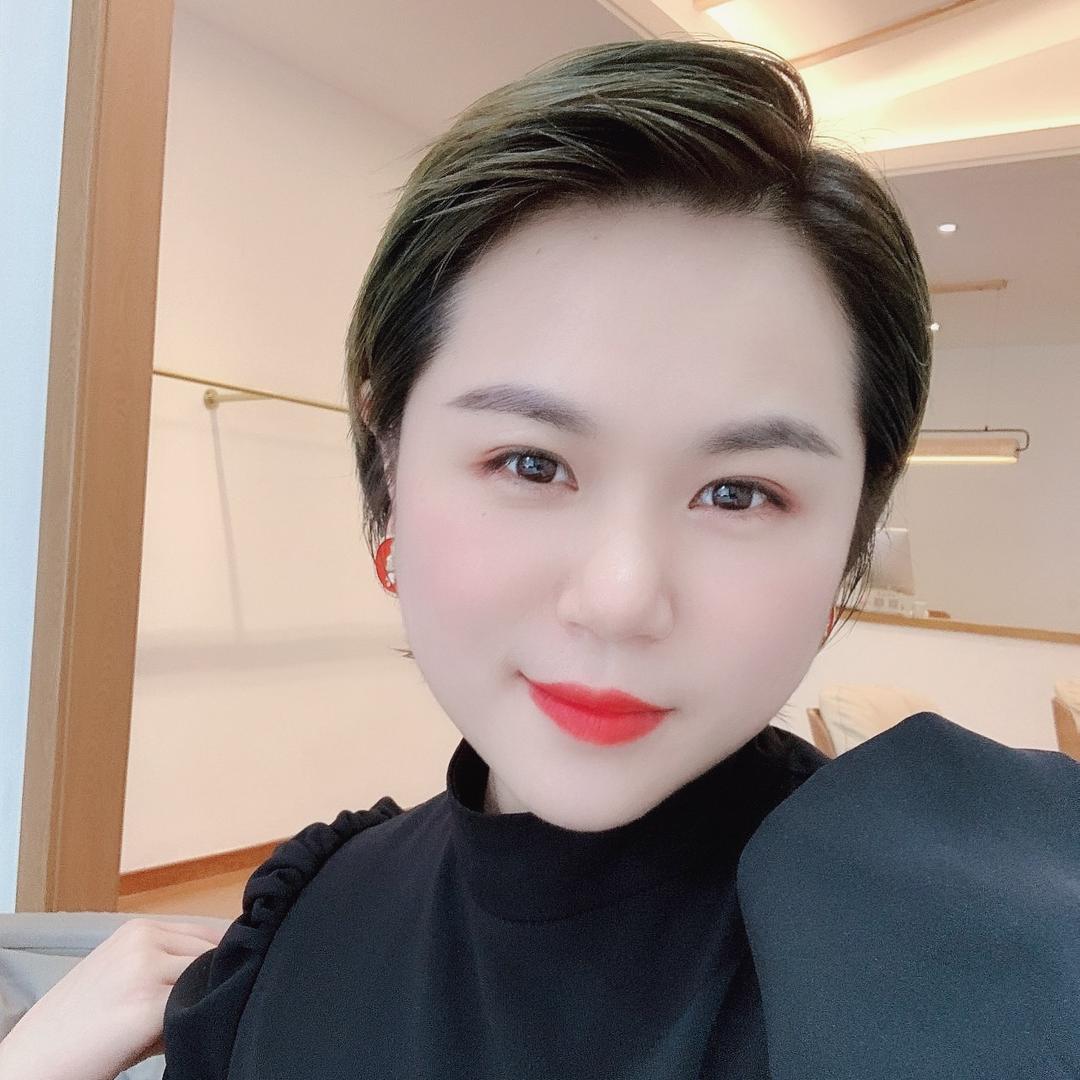 绚丽的发型日记