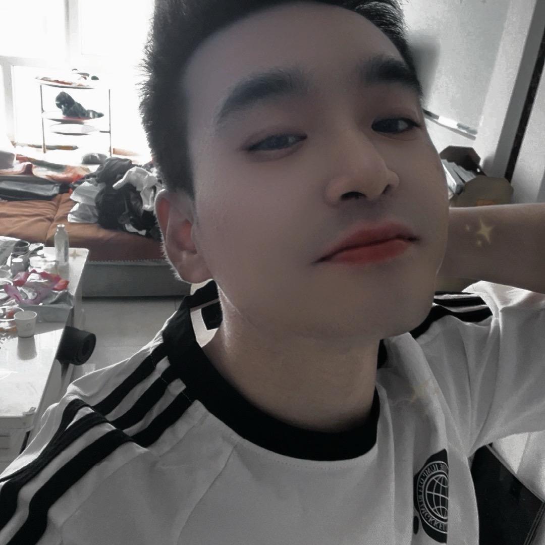 童、孤芳自赏