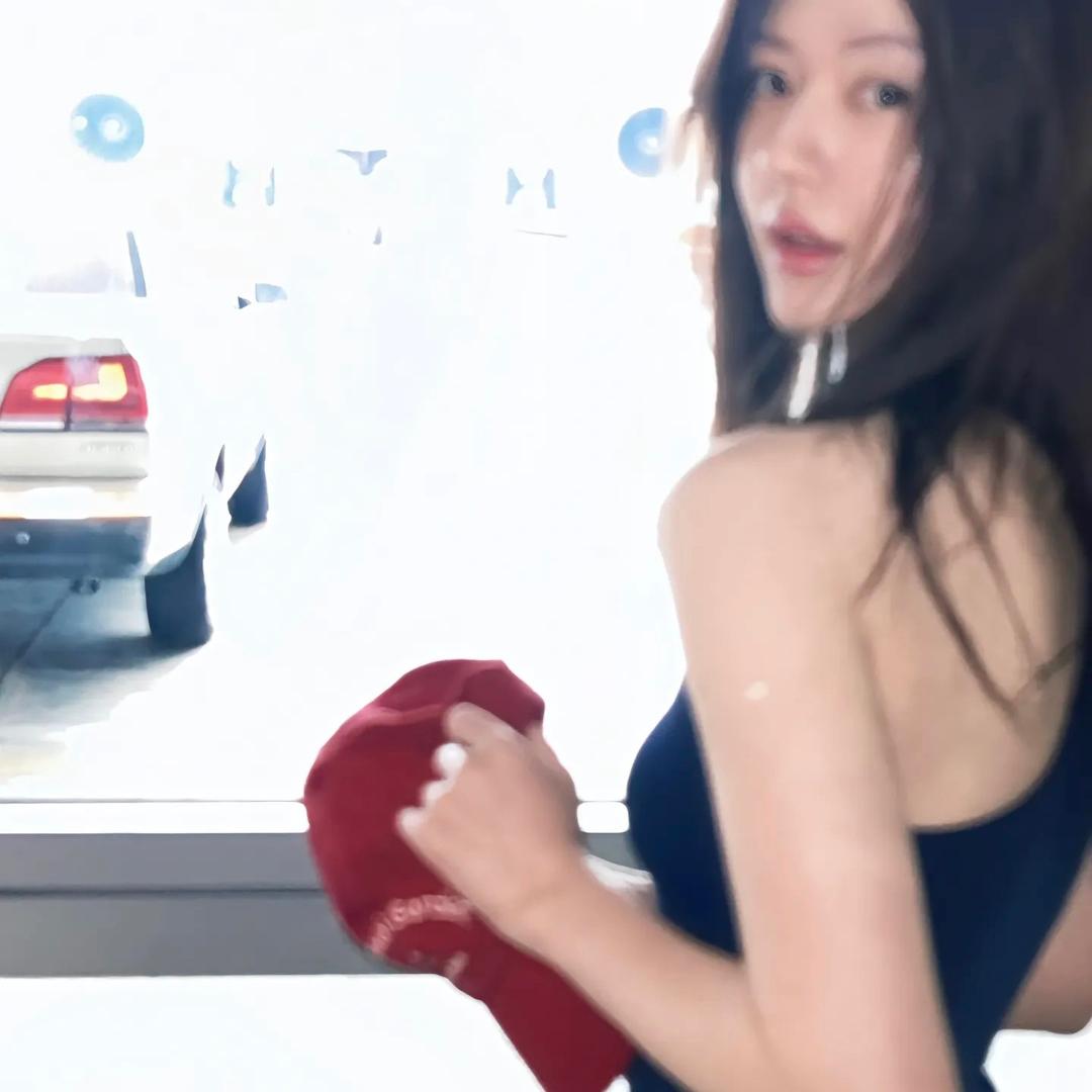 好运连连女士