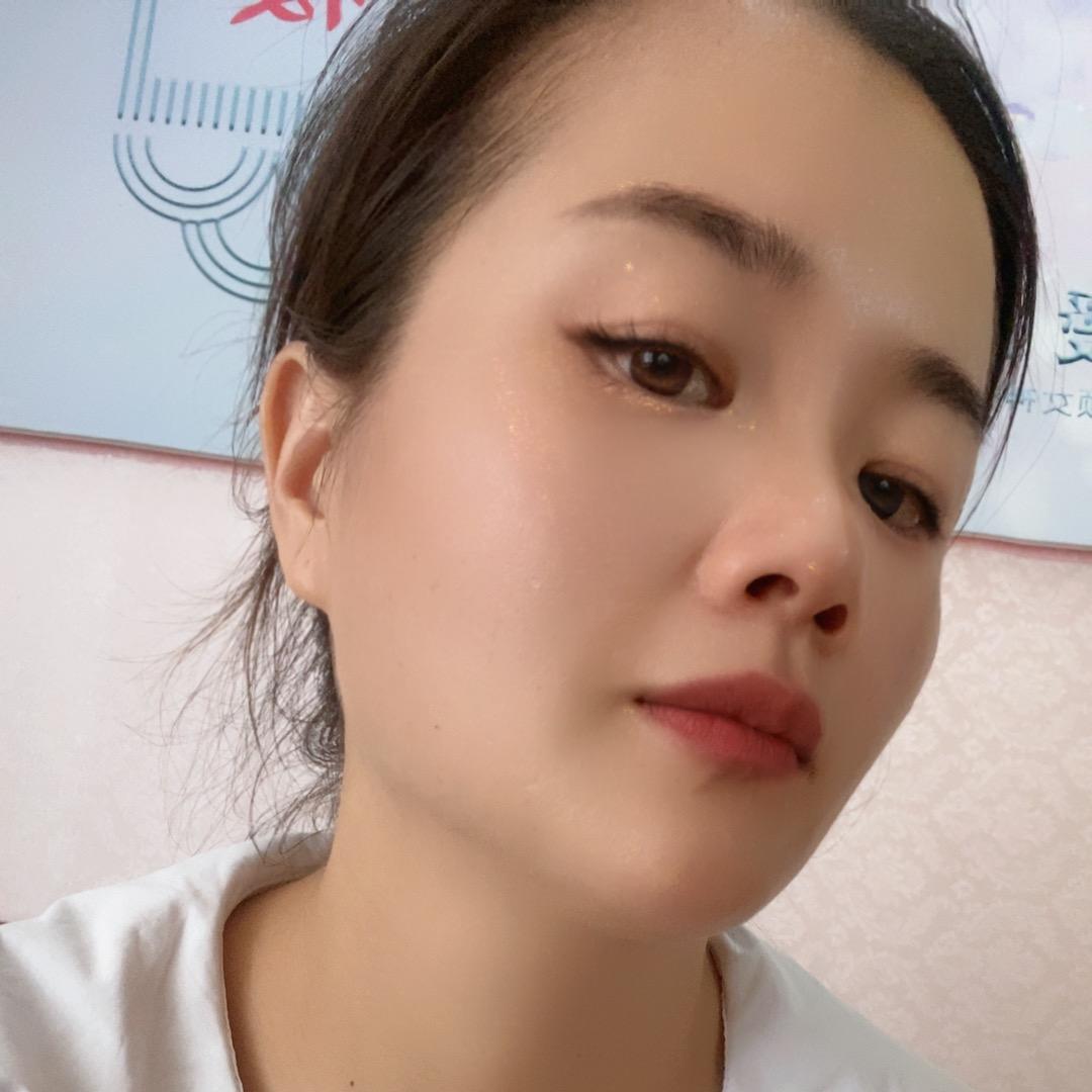 艾初美美容美体中心(松明路店)