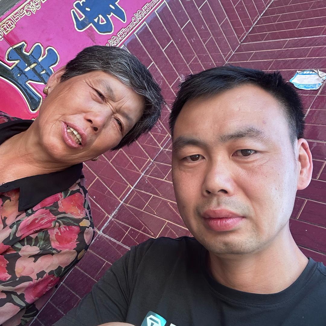 王亮亮拍妈妈的日常