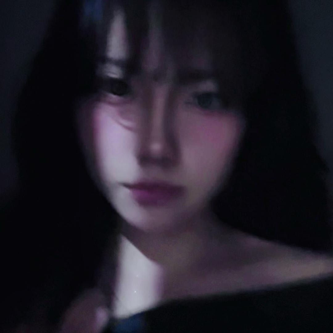 香奈儿 𝓝𝓰𝓬𝟐𝟐𝟑𝟕🍂